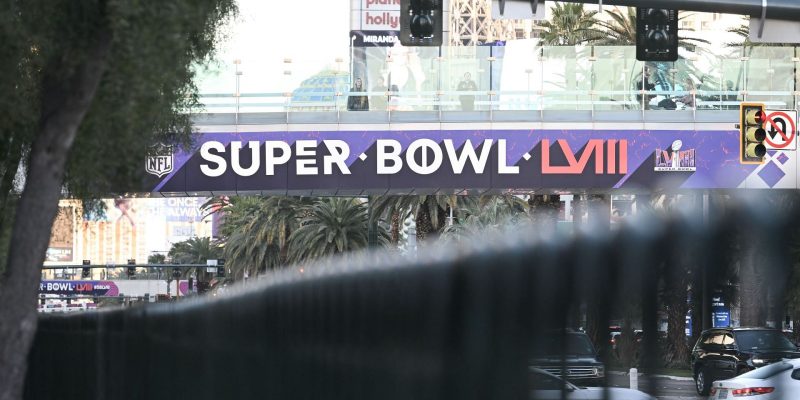 Kann ich Super Bowl 58 auf Peacock sehen?  TV-Programm und Live-Streaming-Details für 49ers vs. Chiefs