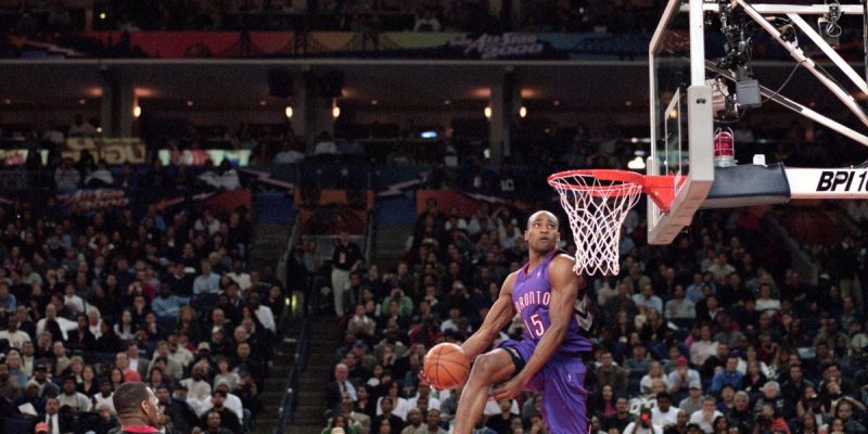 Vince Carter hat bei einem Dunk-Wettbewerb im Wert von 1 Million US-Dollar das Sagen gehabt