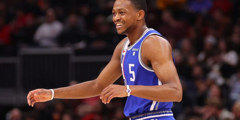 Der Spielstatus von De'Aaron Fox gegen Denver Nuggets ist fraglich (28. Februar)