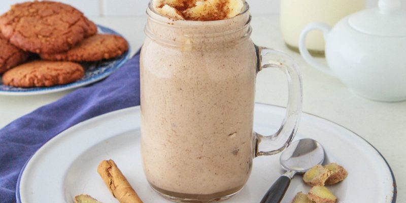 Schauen Sie sich unseren köstlichen Weihnachts-Lebkuchen-Smoothie an