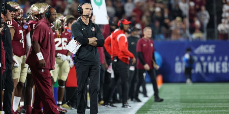 CFB-Insider behaupten, dass die ACC-Erweiterung durch die Aufnahme von Cal, Stanford und SMU gegen die FSU-Abstimmung den Plan von Seminoles ausgelöst habe, die Konferenz zu verlassen