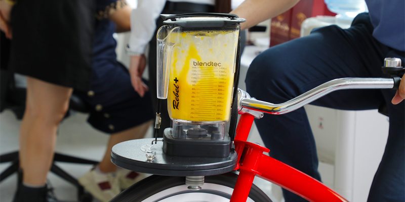 Pedal-Power Wellness: Life Smoothies mit Blender Bikes und verschiedenen Smoothie-Geschmacksrichtungen